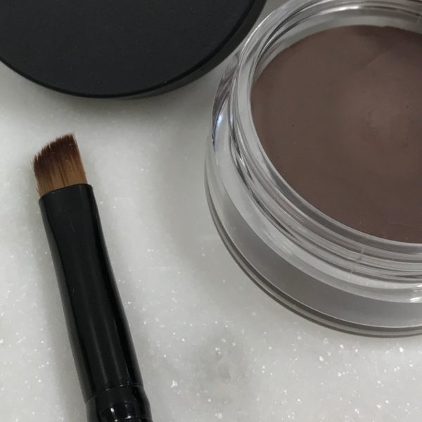 Mineral-Primer-_-Velvet-Co-Mineral-Makeup5